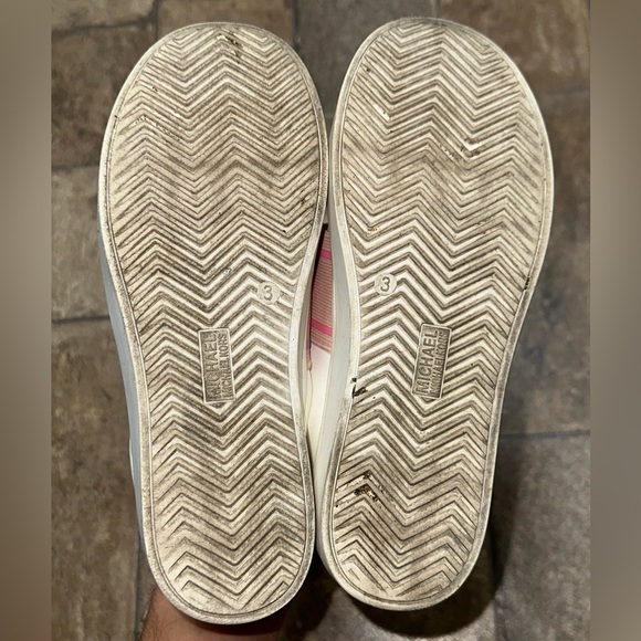 Michael Kors Size  3 - Picture 5 of 8